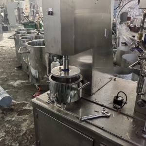 5L雙行星壓料機(jī)